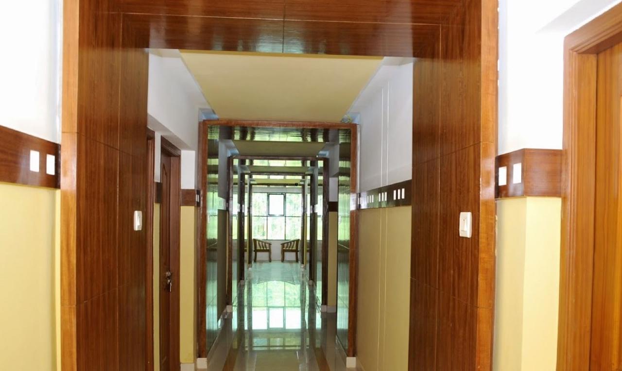 Hotel Madikeri Heritage Екстериор снимка
