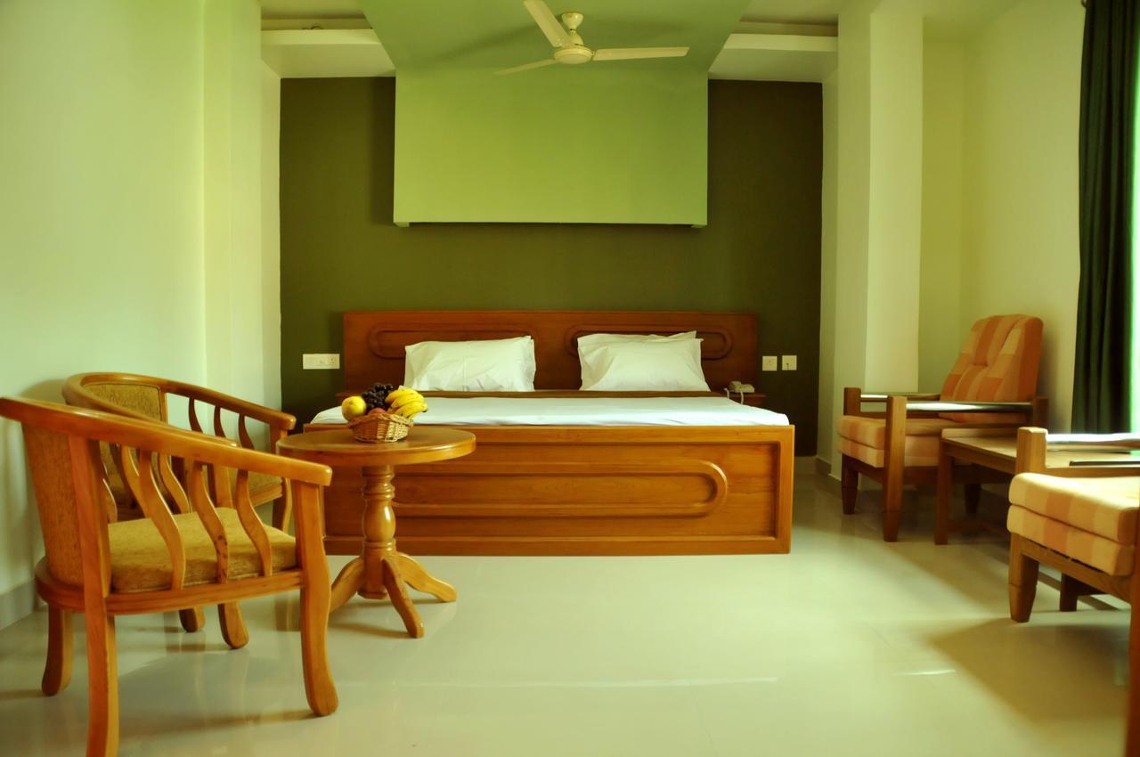 Hotel Madikeri Heritage Екстериор снимка