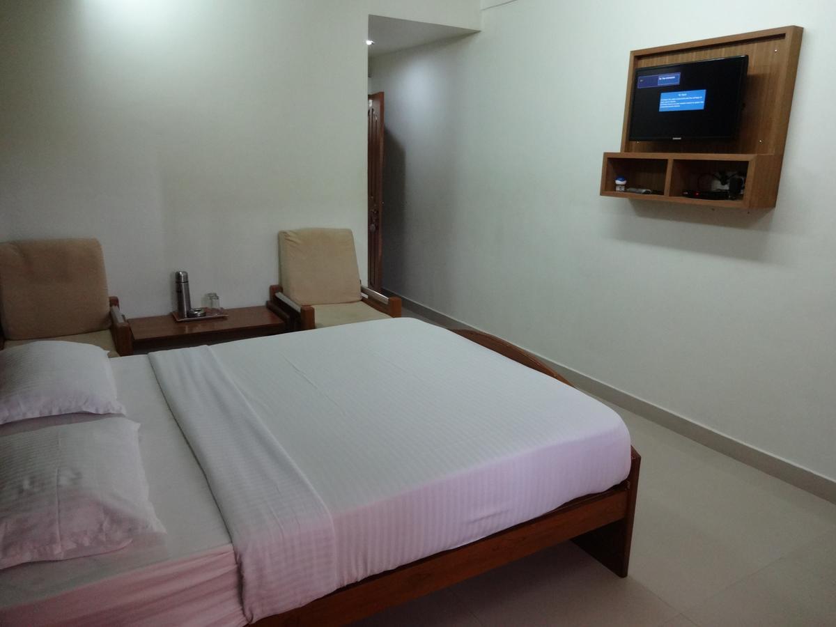 Hotel Madikeri Heritage Екстериор снимка